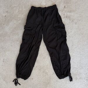 Lulu Lemon Lightweight Adjustable Mid-Rise Cargo Pant in Color Espresso